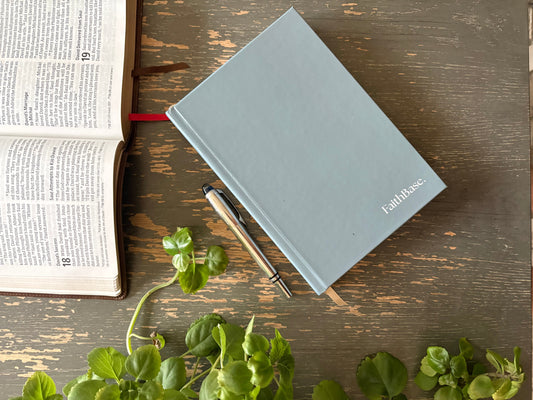 How to Start Christian Journaling: A Complete Beginner’s Guide
